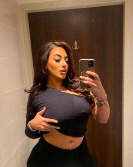 Escorts in Năvodari Available Now